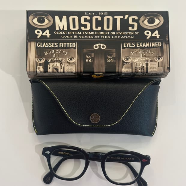 모스콧 렘토쉬 블랙 색상 안경 46사이즈