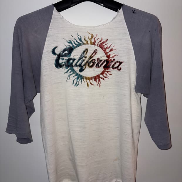 80s Vintage Natural Distressed 3/4 tee
