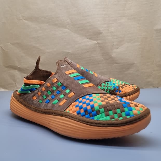 나이키 솔라소프트 라체 남성슬립온 280