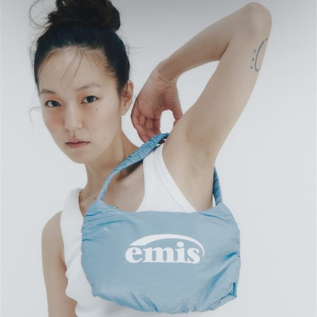 이미스 글로시 셔링 호보백 스카이블루 미닛뮤트 스탠드오일