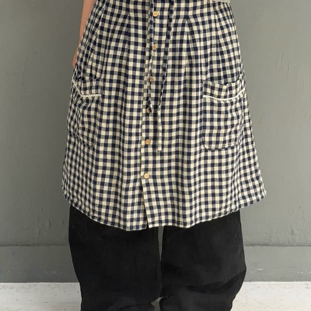 pocket point button-up check skirt