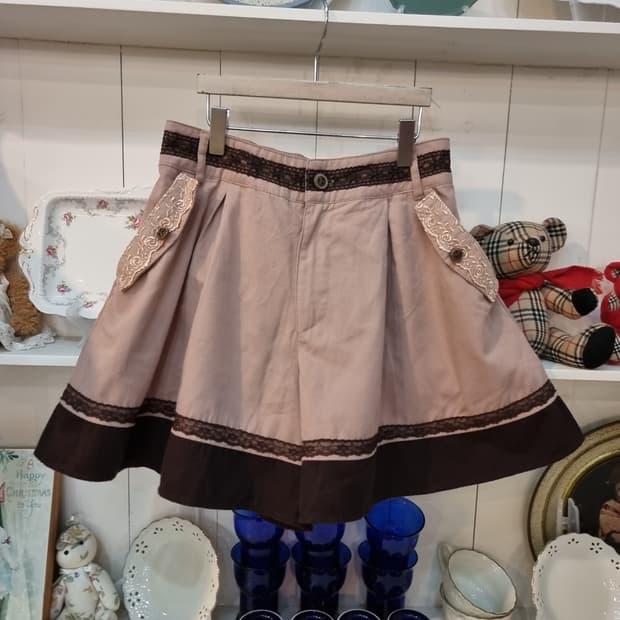 액시즈팜(Axes femme) 초콜릿무드 레이스 포켓 치마바지