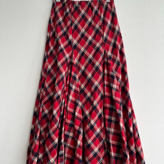 a.g.plus 레드 체크 스커트