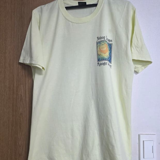 스투시 미드나잇 인세니티 티셔츠 (Pale Yellow / M)
