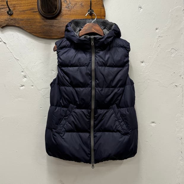 66) Theory Luxe Hooded Down 2-Way Puffer