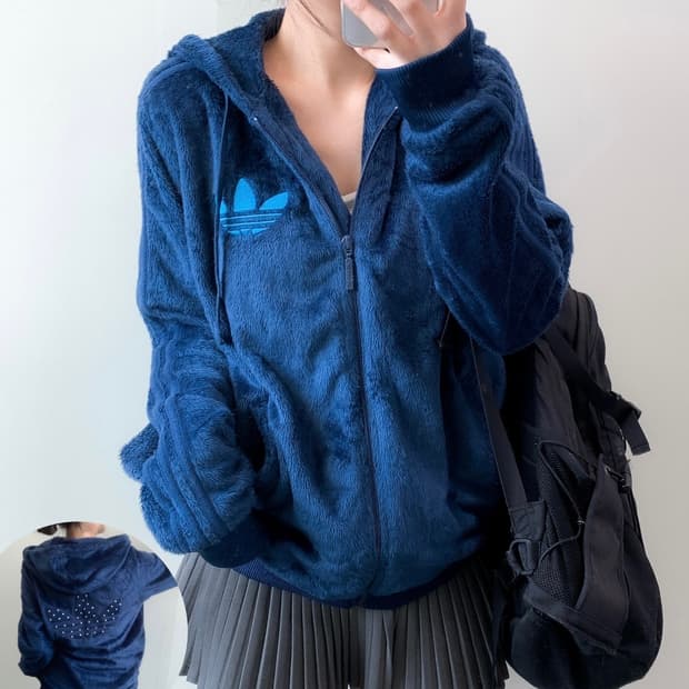 아디다스 빅로고 후리스 