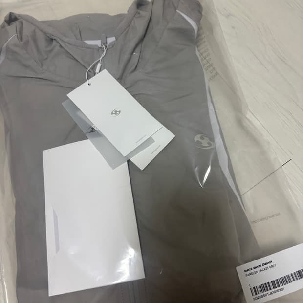 산산기어 패널드 자켓 그레이 - 26ss 1사이즈