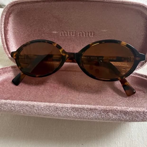 미우미우 리가드 선글라스