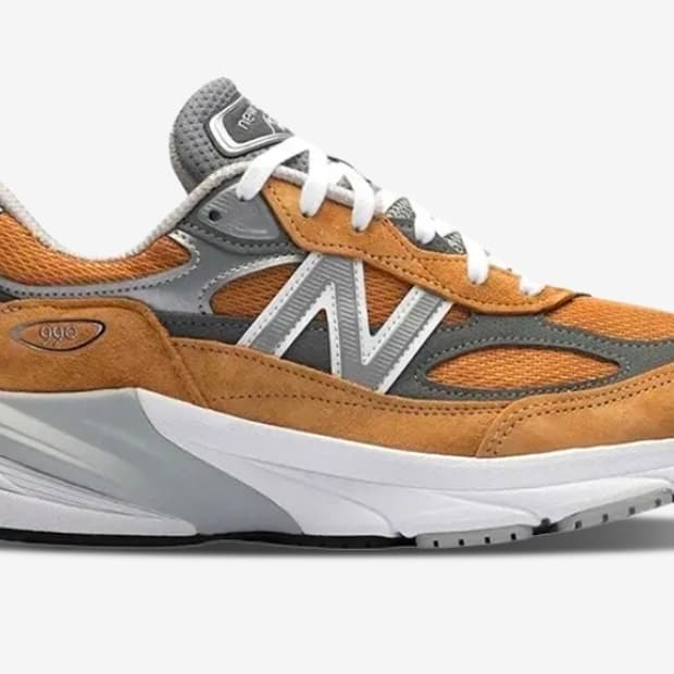 뉴발란스 990v6 메이드 인 USA 워크웨어 그레이 팝니다.
