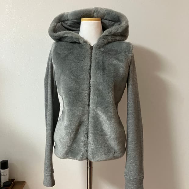 아르마니 익스체인지 퍼 후드집업 y2k xs사이즈