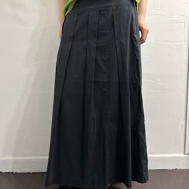 pleats skirt