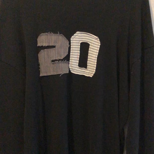 𓊆veinte made𓊇 patch long sleeve