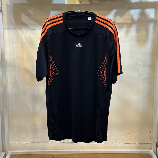 아디다스 기능성 삼선 반팔 티셔츠