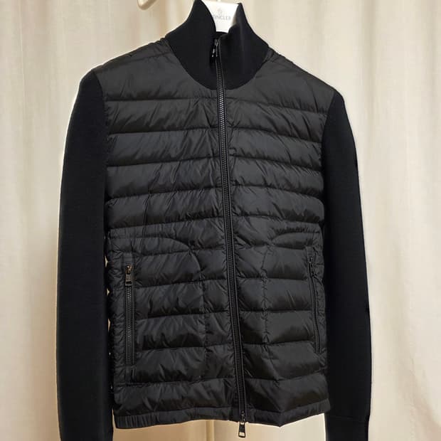 [새상품급] 몽클레어 니트 패딩 김현우 트리콧 S사이즈