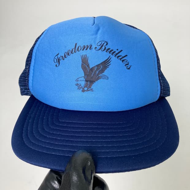 90s Trucker Hat (steel blue)