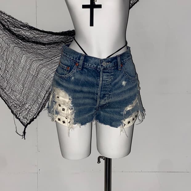 ꒰ঌ RNA 스터드 데미지 데님 숏츠 ໒꒱