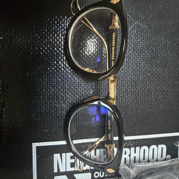 크롬하츠 SAC 검/금 테