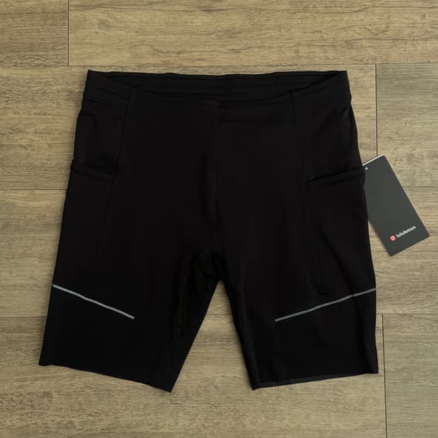 룰루레몬 패스트 앤 프리 하프 타이츠 8인치 L