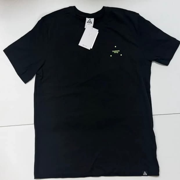 나이키 남성 acg  반팔 nike