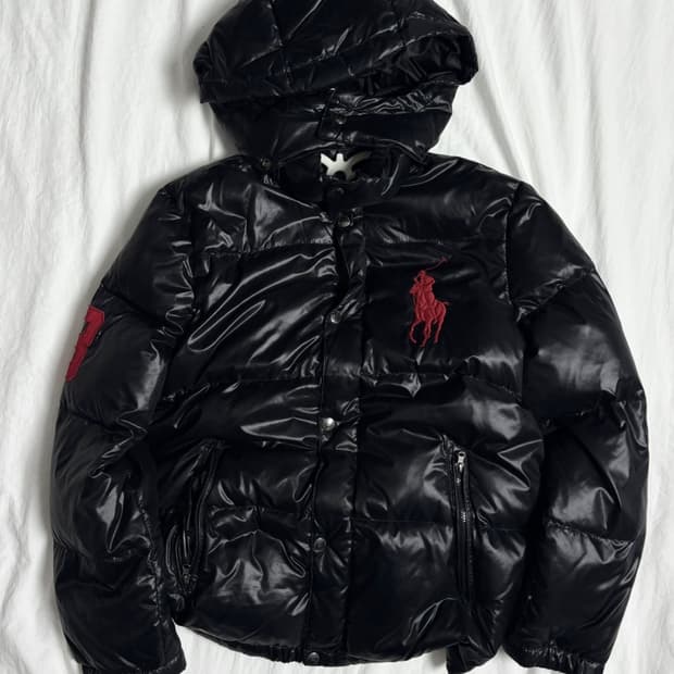 폴로 빅포니 유광 패딩