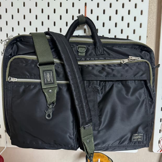 요시다포터 px탱커 3way 리콘백과 별매 스트랩 판매합니다