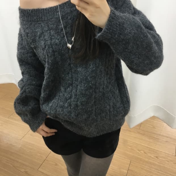 아워캐비넷  wendy loose knit 차콜