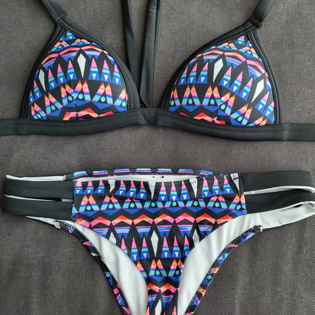 여성 수영복   판매합니다