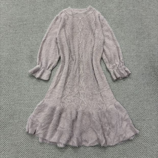 엑시즈팜 진주 니트 원피스 v2584