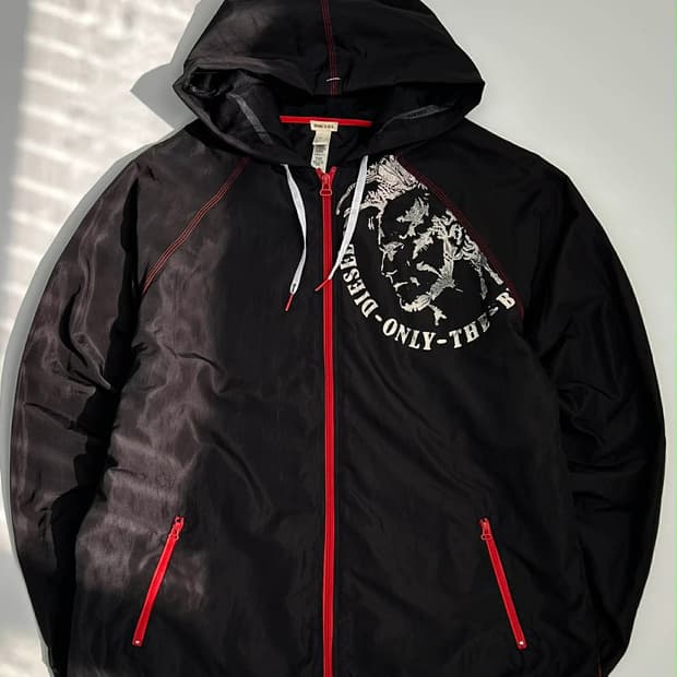 [L] 디젤 그래픽 프린팅 윈드브레이커 자켓 후드집업 블랙