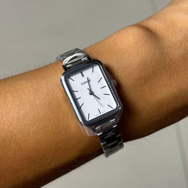 RECTANGULAR WATCH 캐주얼 직사각형 시계