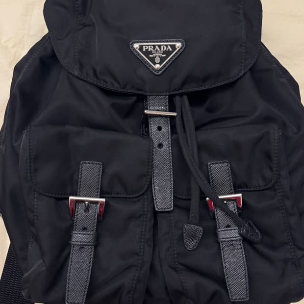 프라다 리나일론 백팩 스몰