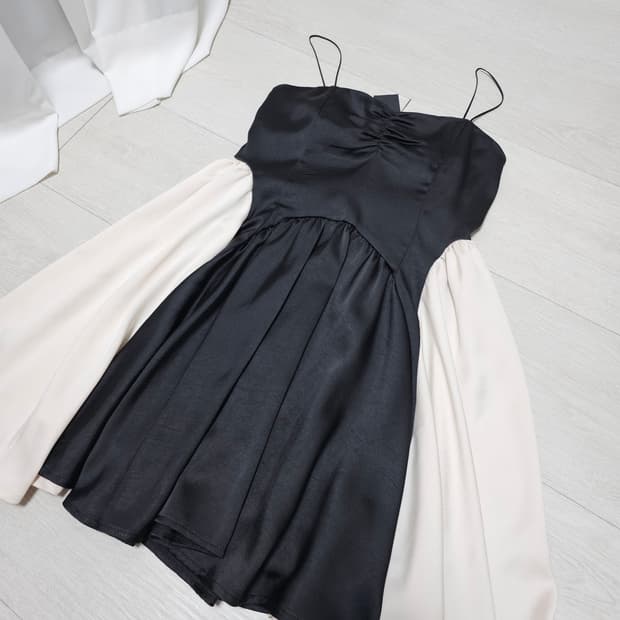 택 달린 새상품 쓰리타임즈 발레코어 튤립 원피스