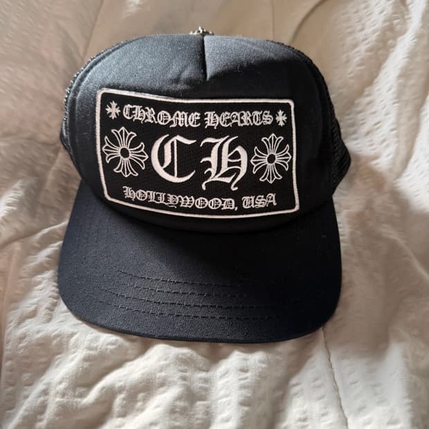 크롬하츠 볼캡 모자