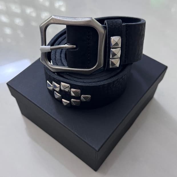 STUDS BELT 스터드 벨트