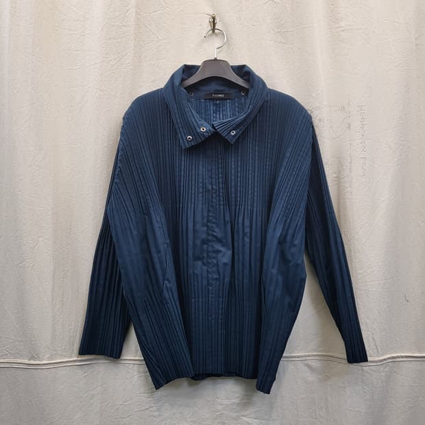 YOIOHEU 요이후 플리츠 집업