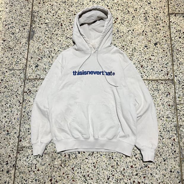 디스이스네버뎃(thisisneverthat) 화이트 후드티