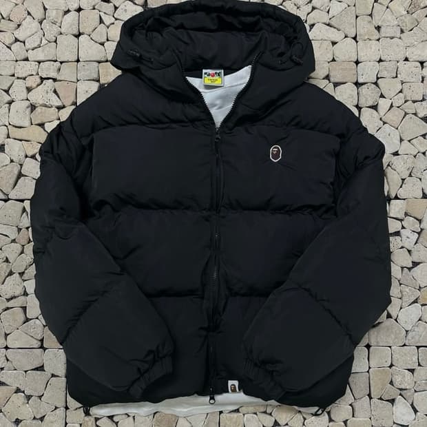 베이프 숏패딩 블랙