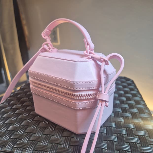 지오메트릭 박시 탑 핸들 백 - 라이트 핑크