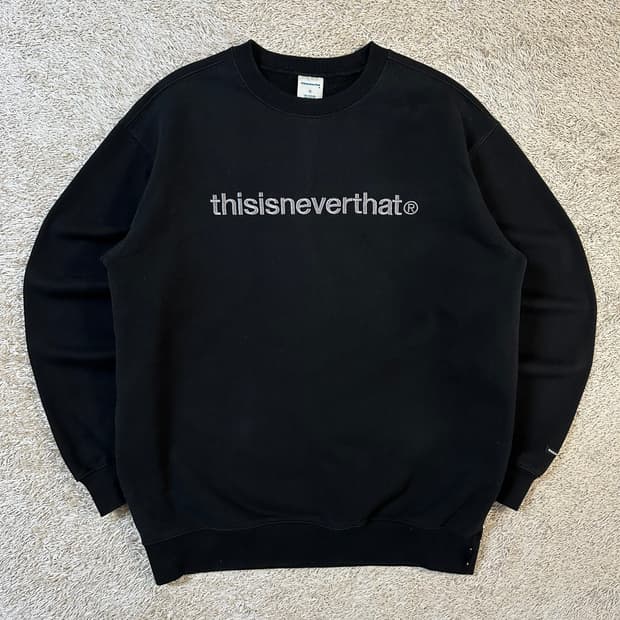 디스이즈네버댓 스펠로고 맨투맨 블랙