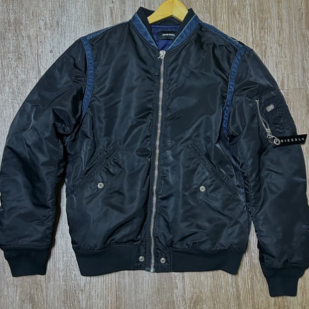 디젤 블랙 데님 디테일 ma-1 봄버 자켓