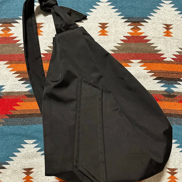 이스트팩 라프시몬스 슬링백