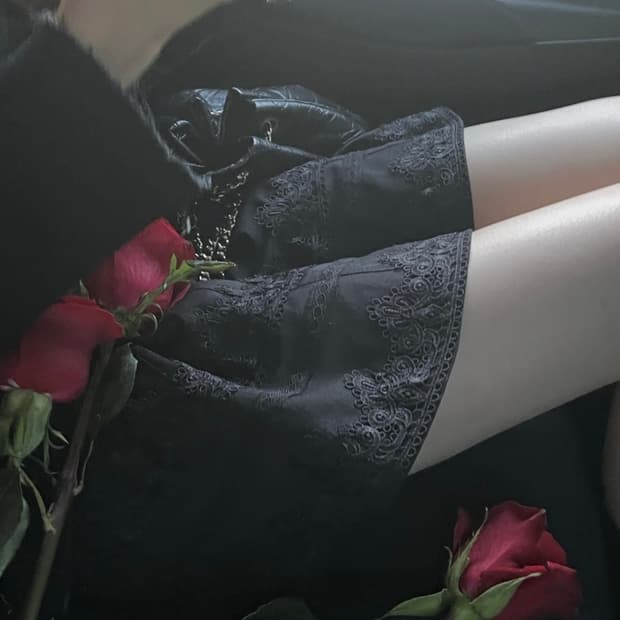 라벨르블랑 블랙 스완 레이스 스커트