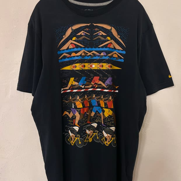 나이키 그래픽 반팔티 XL