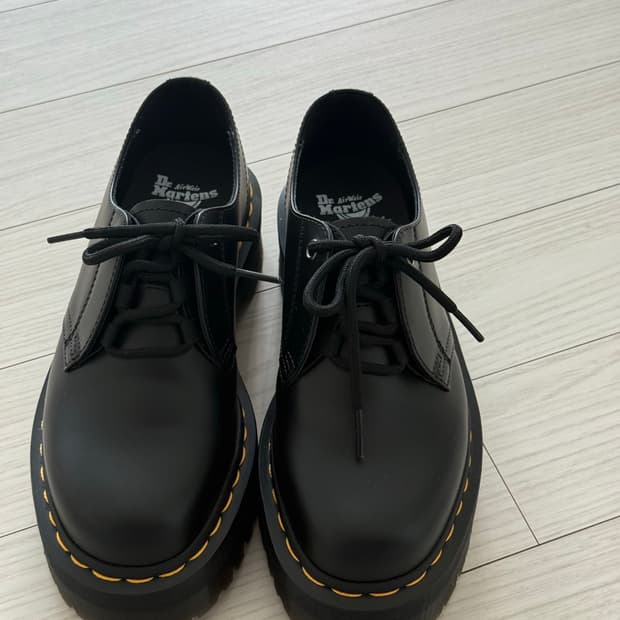 닥터마틴 1461쿼드 230 새상품급