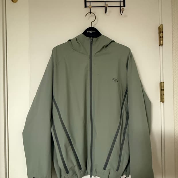 산산기어 바람막이 2