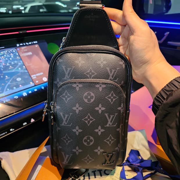 루이비통 이클립스 에비뉴 슬링백PM 범백 크로스백 신형