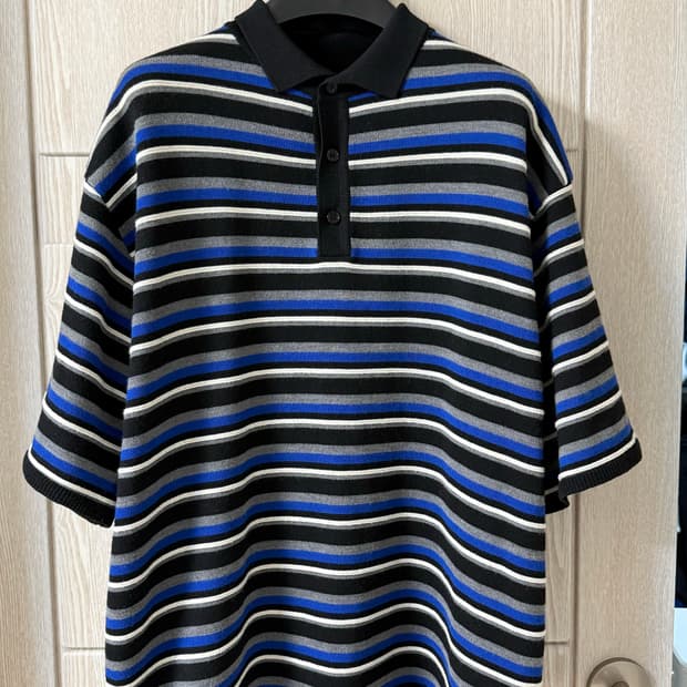 준지 니트 오버핏 카라셔츠 M. (역시즌할인)