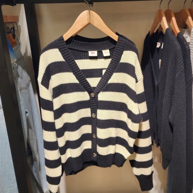 리바이스 여성 스노우 플레이크 가디건