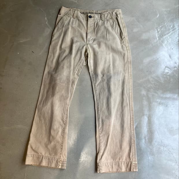 32) Tommy Hilfiger 쿠퍼 치노 팬츠