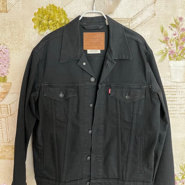 리바이스 블랙 데님 트러커 면자켓 M-L, 100